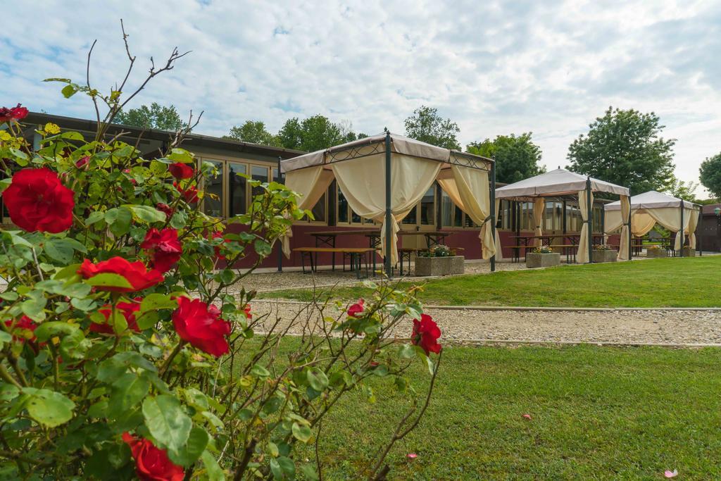 Ristorante Albergo Al Donatore Teor Luaran gambar