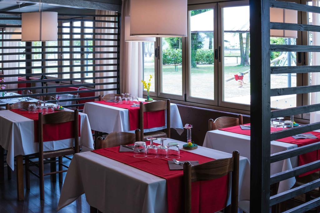 Ristorante Albergo Al Donatore Teor Luaran gambar