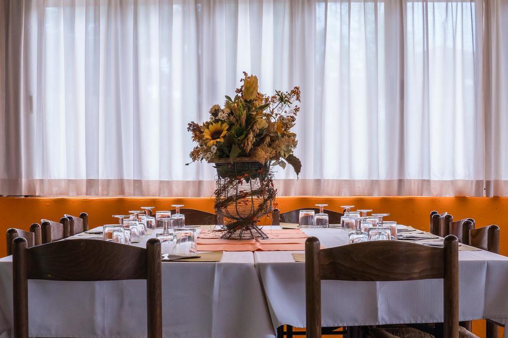 Ristorante Albergo Al Donatore Teor Luaran gambar