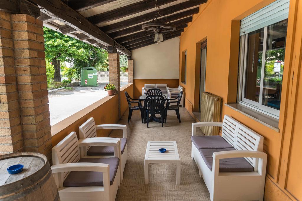 Ristorante Albergo Al Donatore Teor Luaran gambar