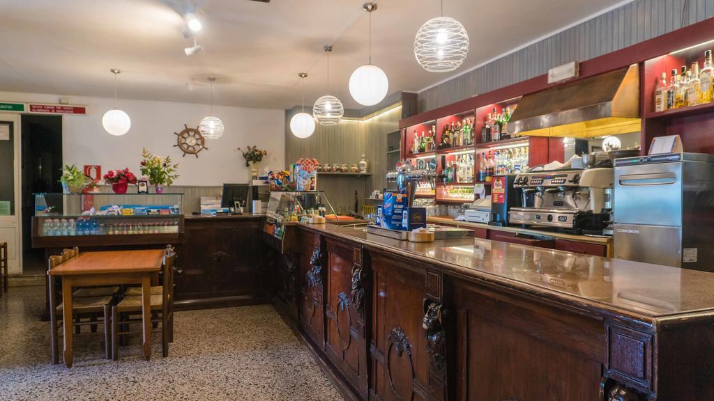Ristorante Albergo Al Donatore Teor Luaran gambar